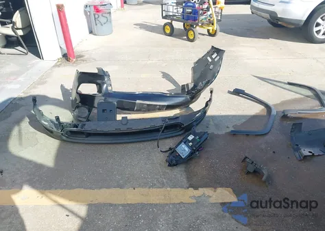 2014 Jeep Cherokee Sport z USA, uszkodzony, nr VIN 1C4PJLAB8EW148804